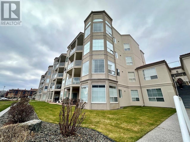 7801 Spartan Drive Unit# 215, Osoyoos