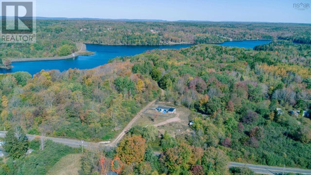 1115 Weymouth Falls Road, Weymouth