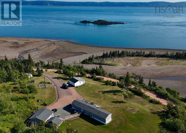 987 West Bay Road, Parrsboro