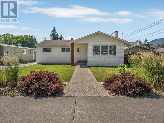 198 Yorkton Avenue, Penticton