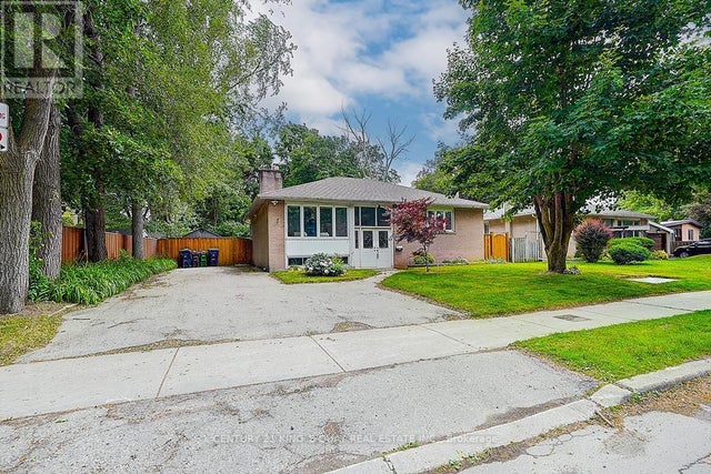 55 Three Valleys Drive, Toronto (parkwoods-Donalda)