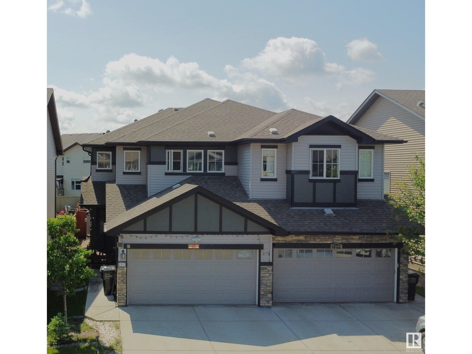 2217 22 Av Nw, Edmonton