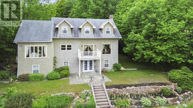 24 Annavista Heights, Bay View