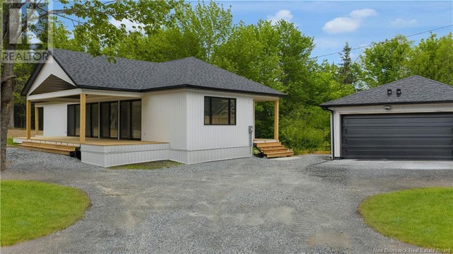 175 Robertson Road, Lakeside