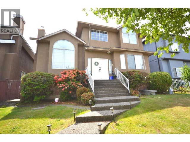 8832 15th Avenue, Burnaby