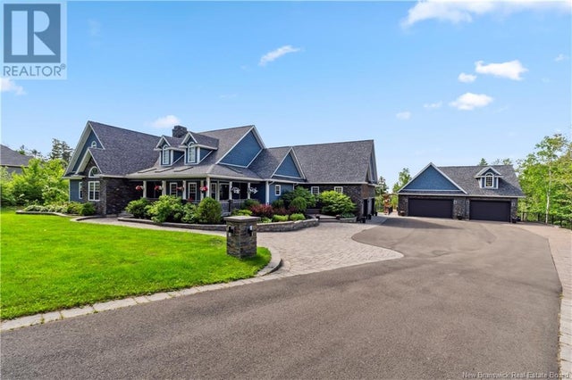 81 Thorncastle, Moncton