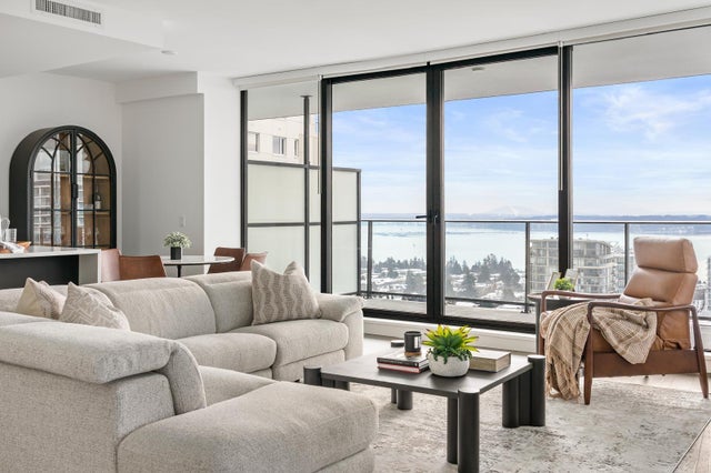 1905 1588 Johnston Road, White Rock