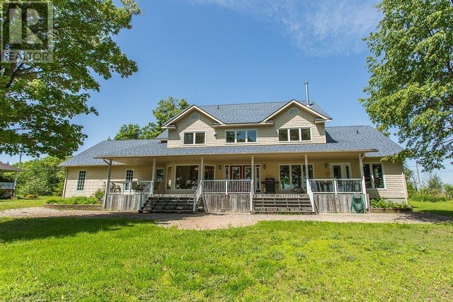 21 Lighthouse Point Dr, Thessalon