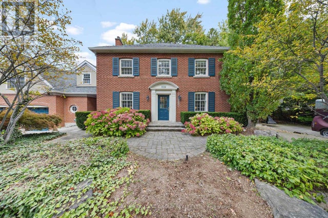 257 Roseland Crescent, Burlington (roseland)