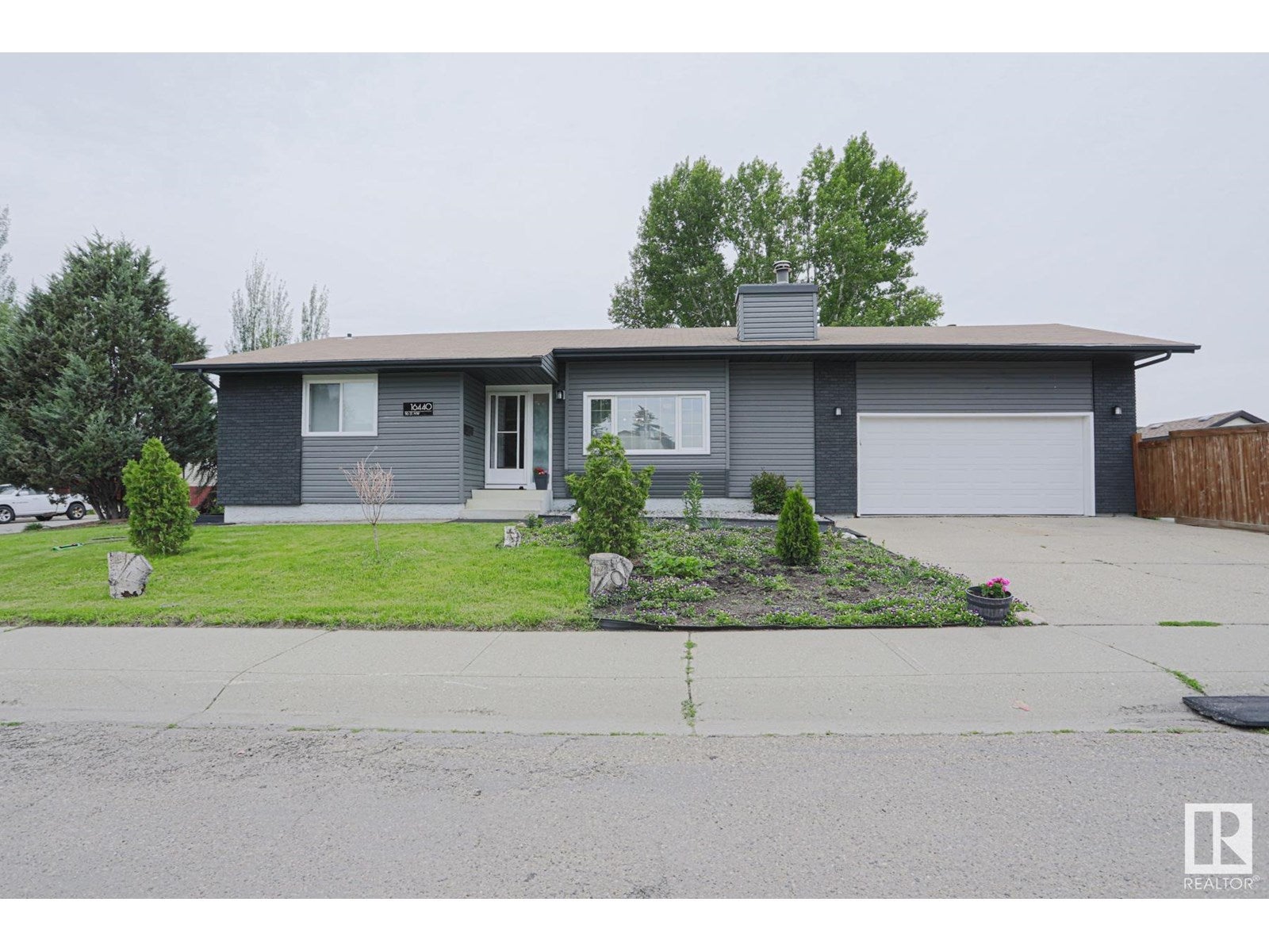 16440 116 St Nw, Edmonton