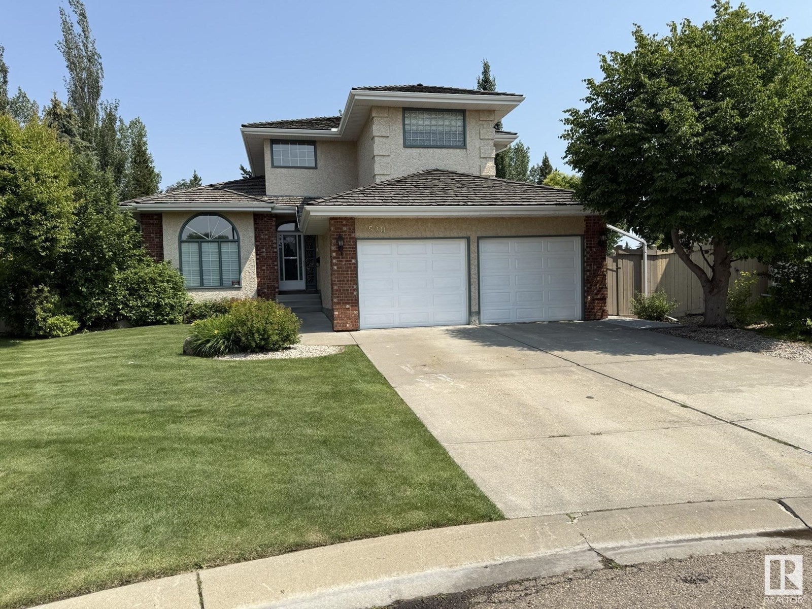 520 Twin Brooks Ba Nw, Edmonton