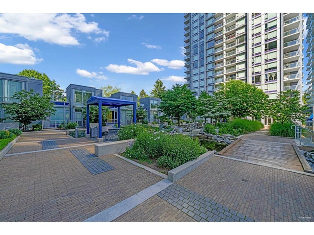 4302 13750 100 Avenue, Surrey