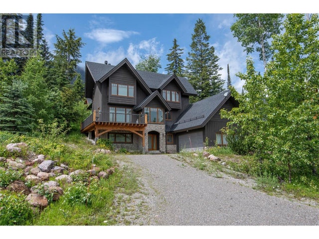 1589 Columbia Valley View, Golden