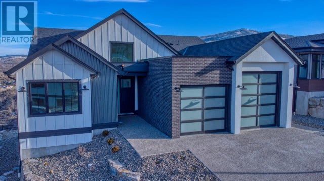 1066 Emslie Street, Kelowna