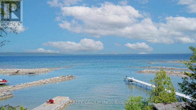 456 Silver Birch Drive, Tiny