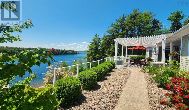 409 Aulenback Point Road, Sweetland