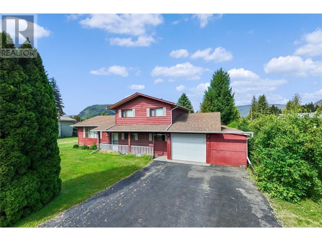 1208 Sherlock Road, Sicamous