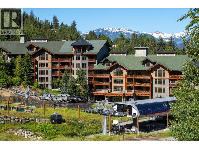 614 2202 Gondola Way, Whistler