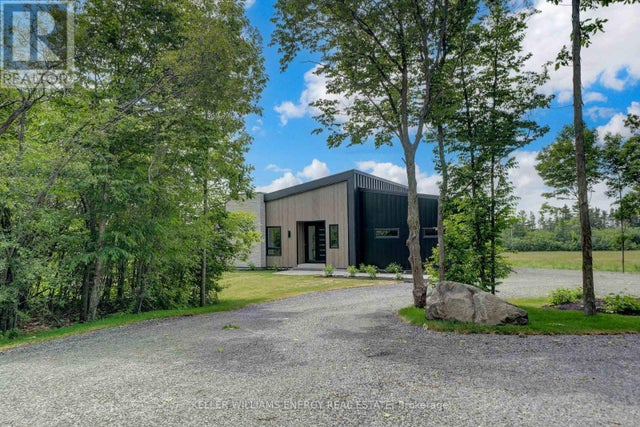 13 Partridge Hollow Road, Prince Edward County (hillier Ward)