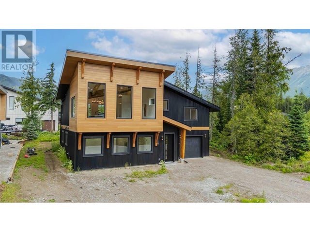 2 Huckleberry Place, Fernie