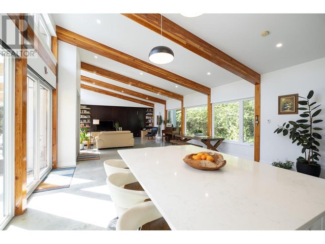 996 Reed Road, Gibsons