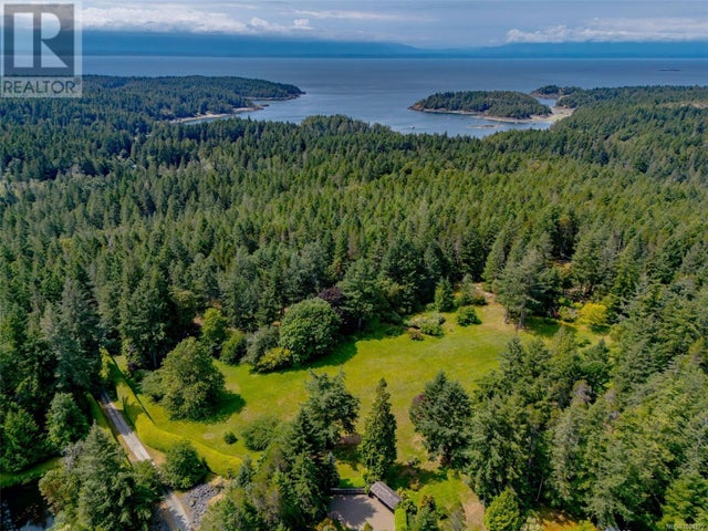 9 Teapot Rd, Lasqueti Island