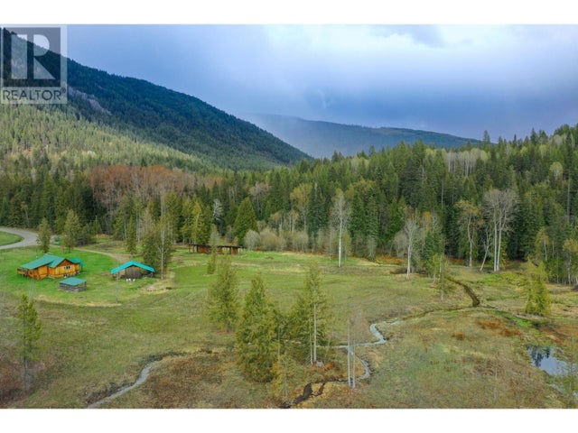 1097 Lakeview Arrow Creek Road, Creston