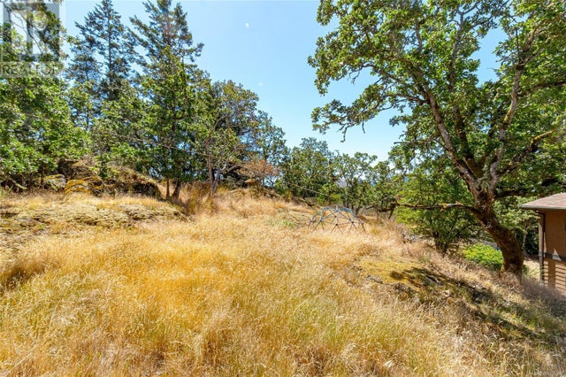 2673 Florence Lake Rd, Langford