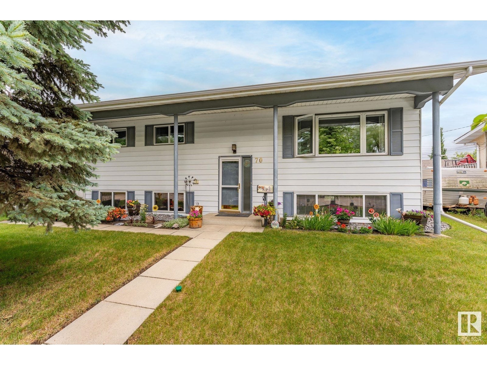 70 Huron St, Devon
