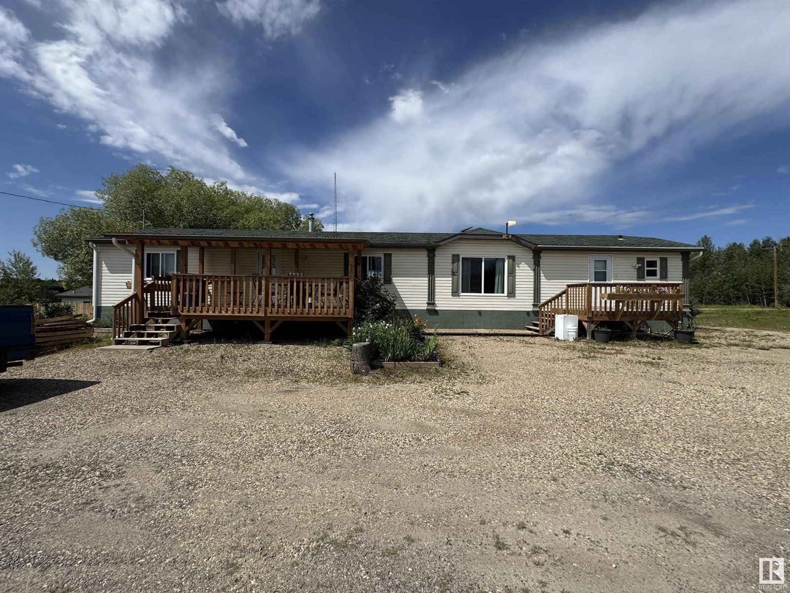 4901 46 Av, Violet Grove