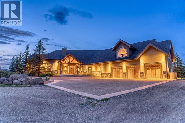 264390 Forestry Trunk Road, Rural Rocky View County