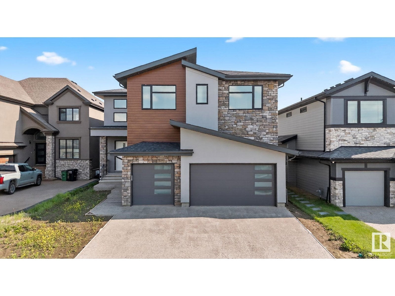 3518 Keswick Bv Sw, Edmonton