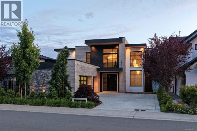 1424 Pinehurst Pl, Langford