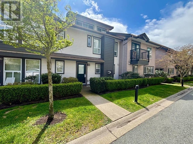 17 1204 Main Street, Squamish