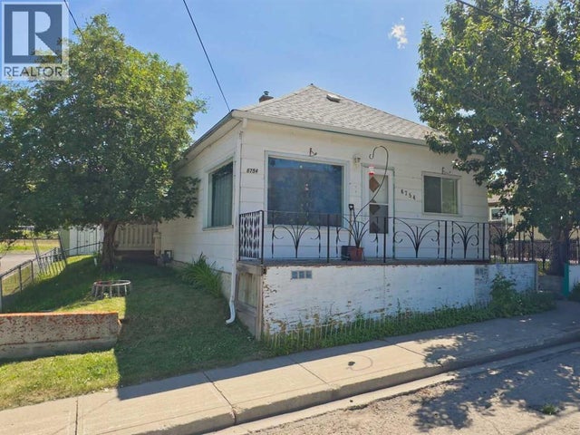 6754 17 Avenue, Coleman