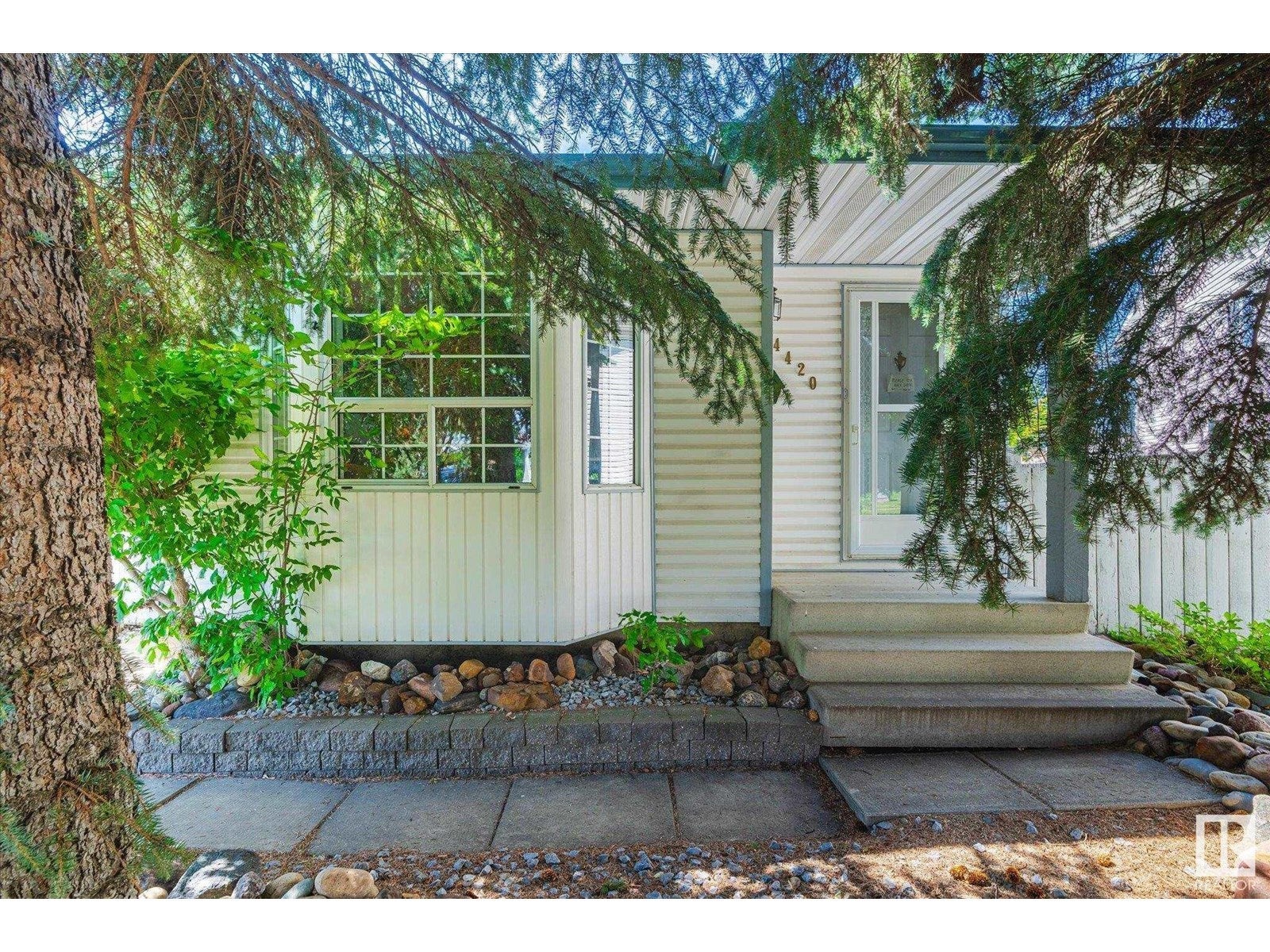4420 36a St Nw, Edmonton