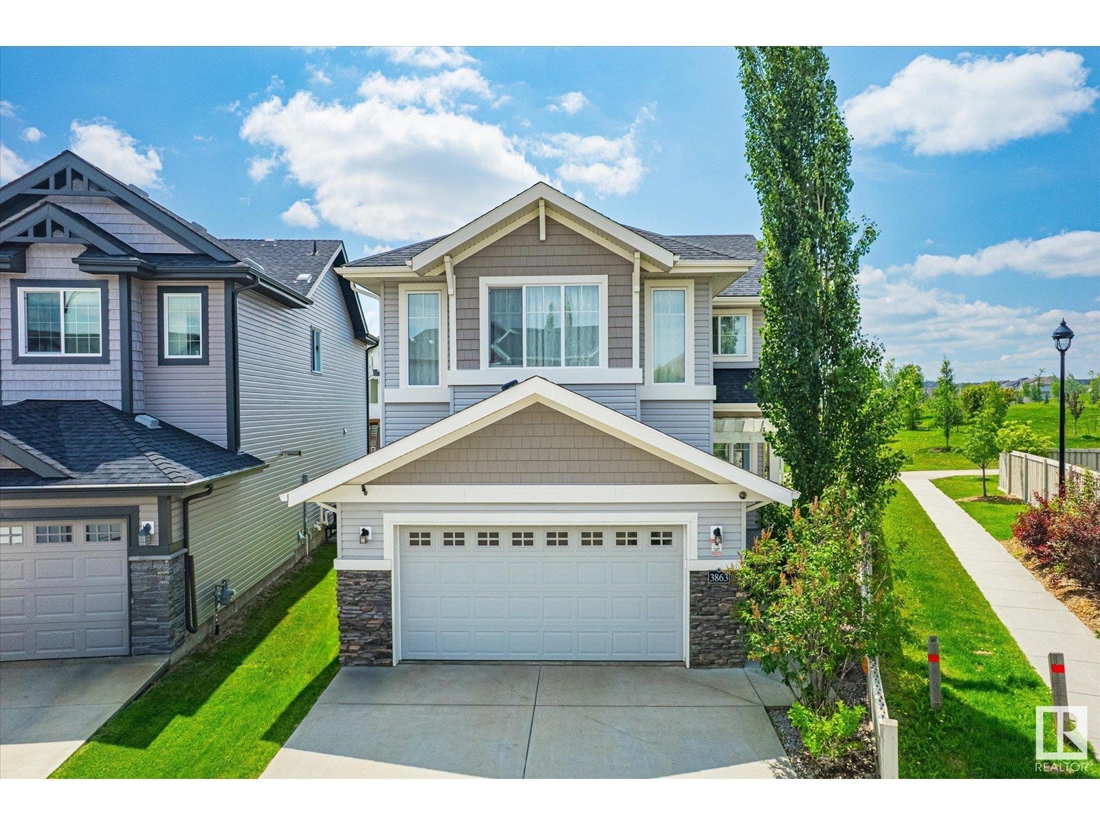 3863 Agar Gr Sw, Edmonton