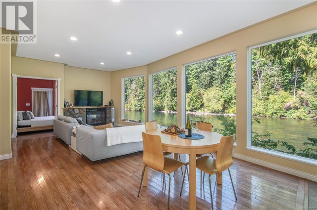 2420 Campbell River Rd, Campbell River