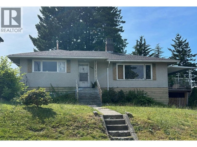 5017 Pioneer Avenue, Burnaby