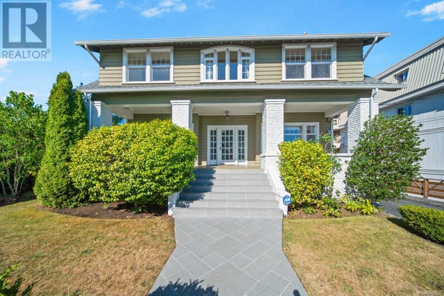 135 Newcastle Ave, Nanaimo