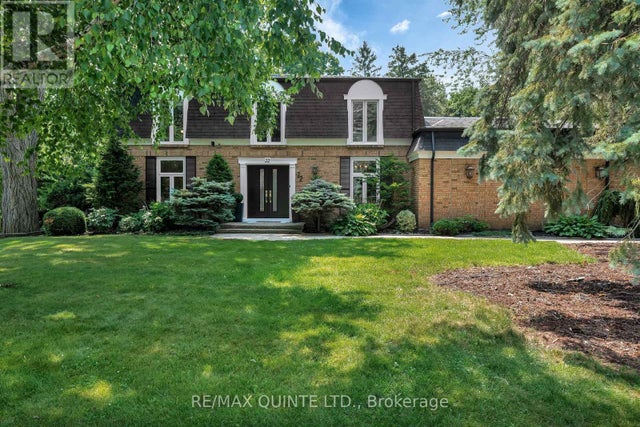 22 Forest Hill Crescent, Belleville (belleville Ward)