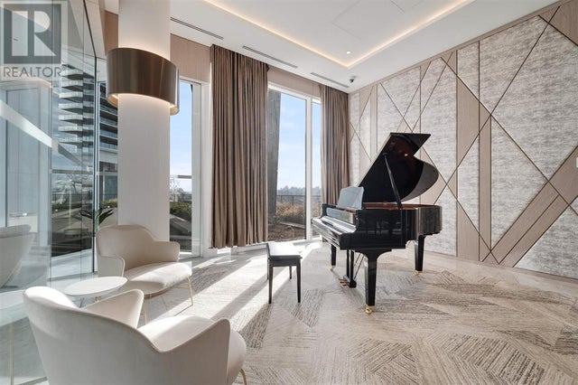 2405 4730 Lougheed Highway, Burnaby