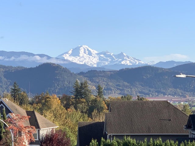 33617 12 Avenue, Mission