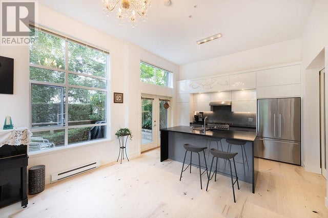 5952 Chancellor Mews, Vancouver