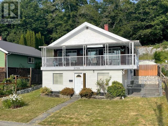 5756 Willow Ave, Powell River