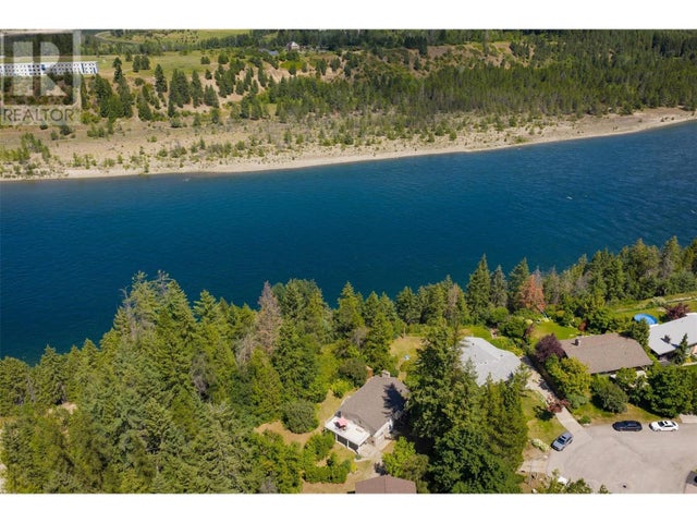 1669 Ridgewood Drive, Castlegar