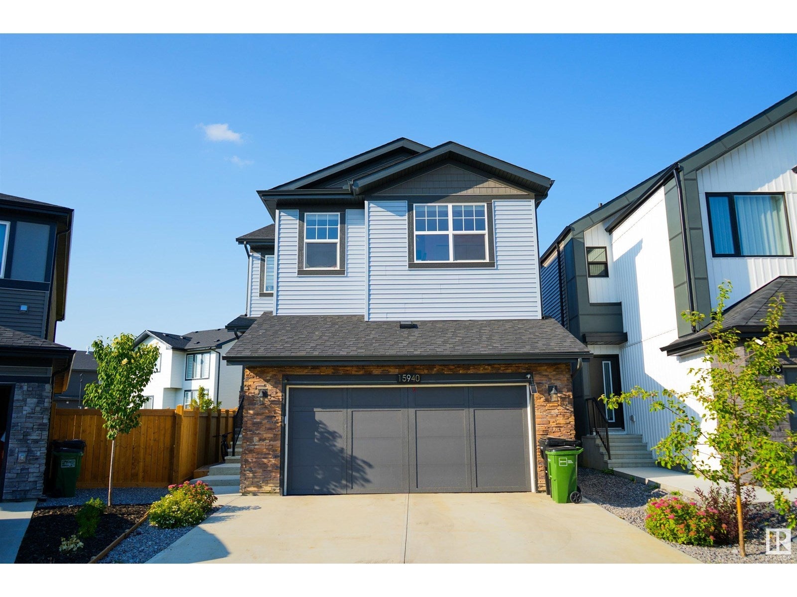 15940 19 Av Sw, Edmonton