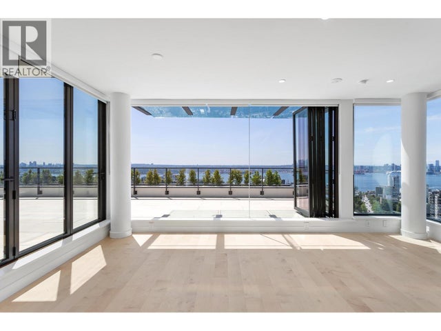 1602 135 E 13th Street, North Vancouver