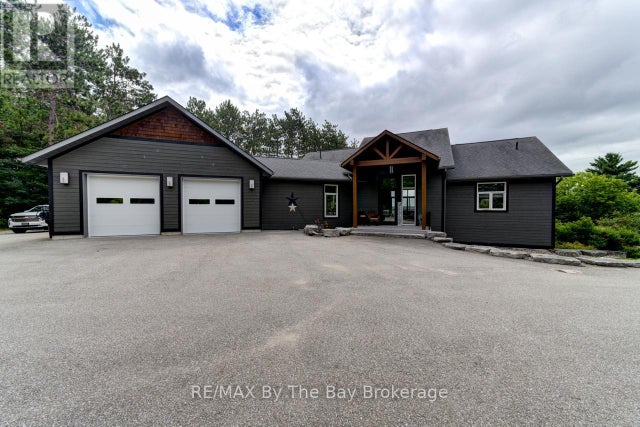 45 Military Road, Penetanguishene