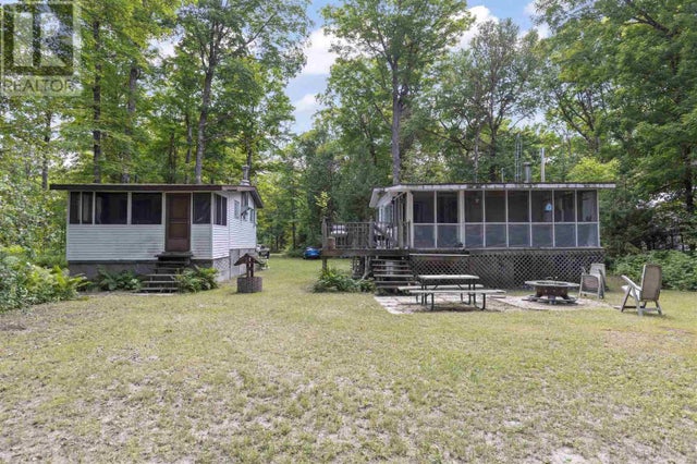 190 Bye Side Rd, Goulais River